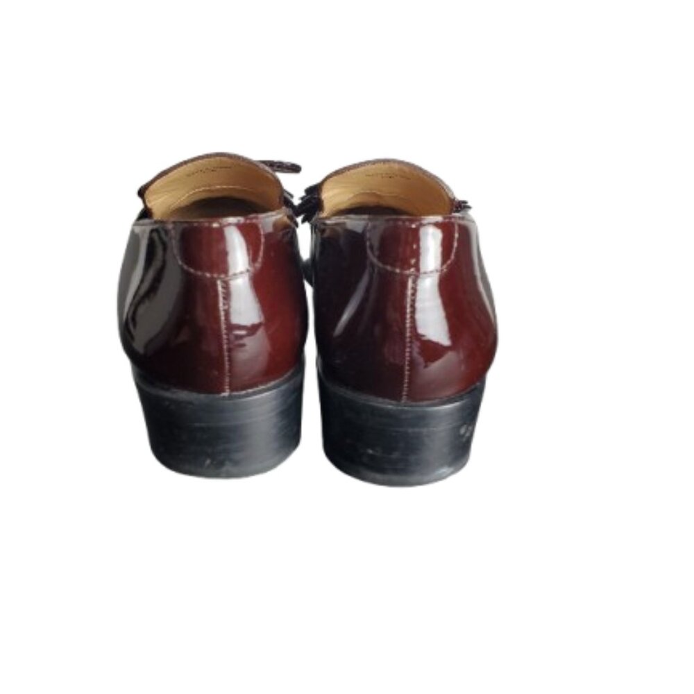 Banana Republic women's burgundy patent tassel loafers size 6.5 - Picture 3 of 6